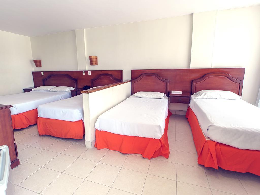 Hotel Palmetto Girardot Exteriér fotografie